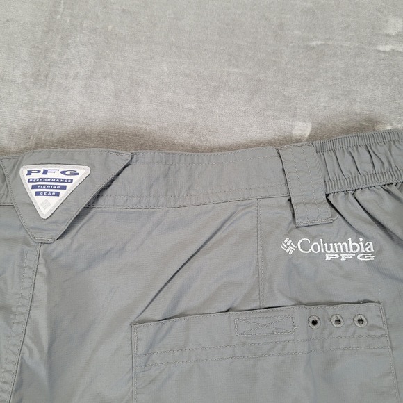 Columbia PFG Men's Gray Omni Shade Fishing Cargo Shorts Size Medium - Picture 8 of 8